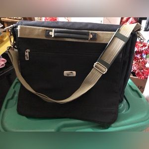 AMERICAN TOURISTER LAPTOP BAG- black and tan, EUC